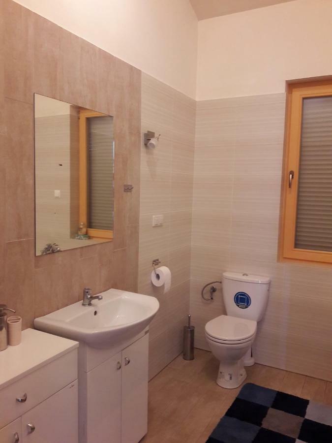 Slonecznikowa Zagroda Debina  Esterno foto